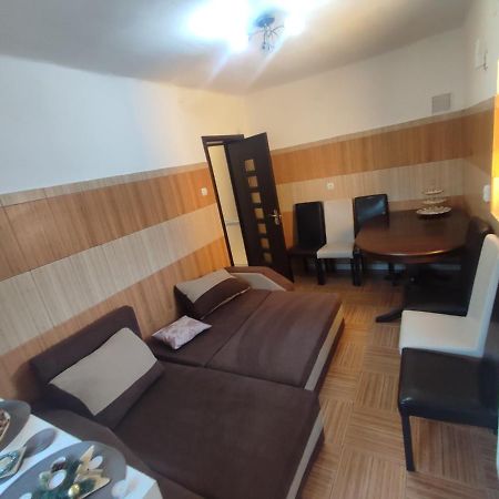 Central House 호텔 쿠티에데아게스 외부 사진