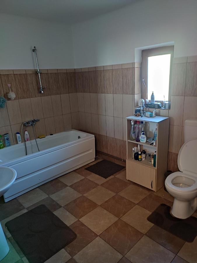Central House 호텔 쿠티에데아게스 외부 사진
