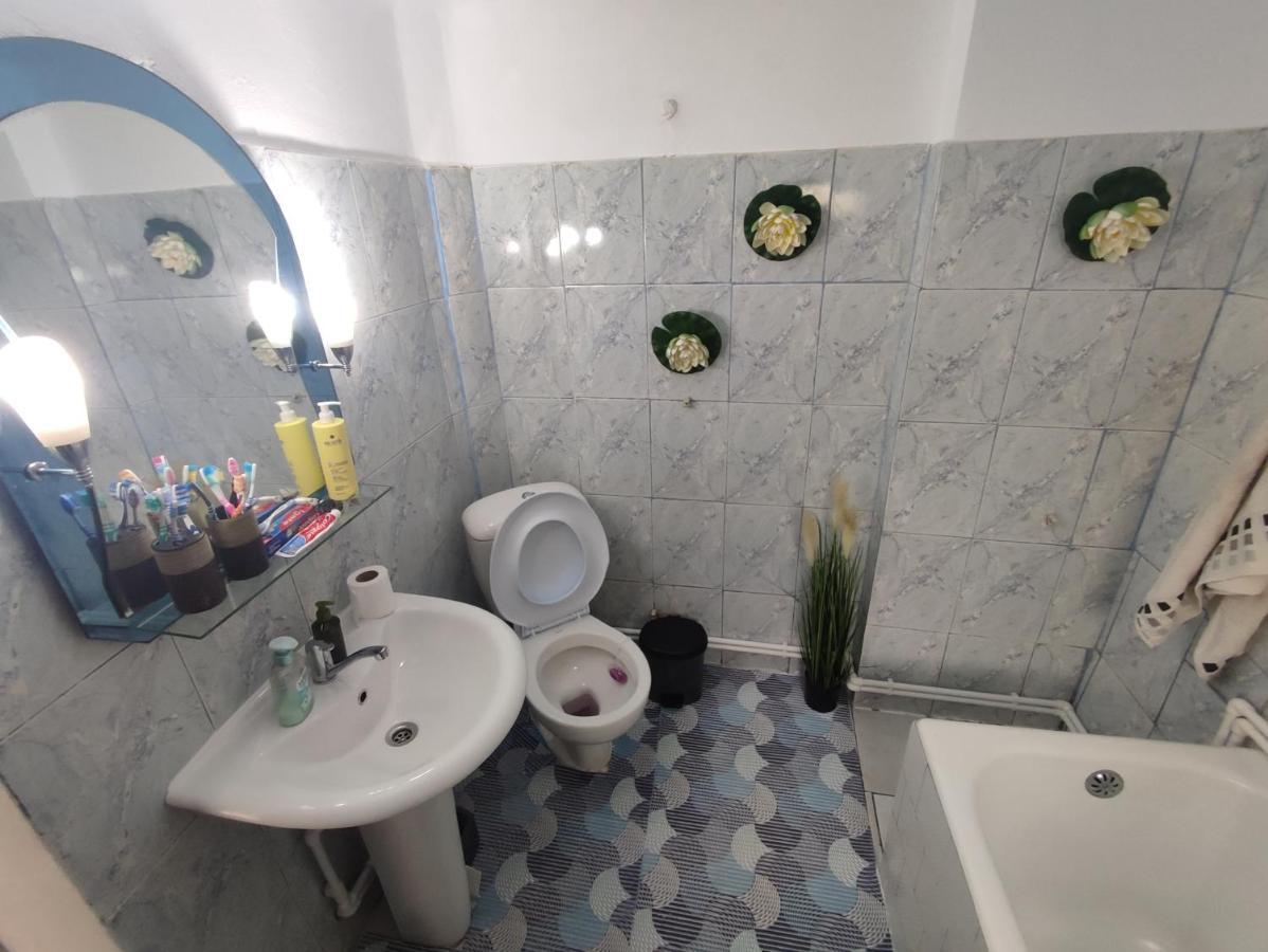 Central House 호텔 쿠티에데아게스 외부 사진